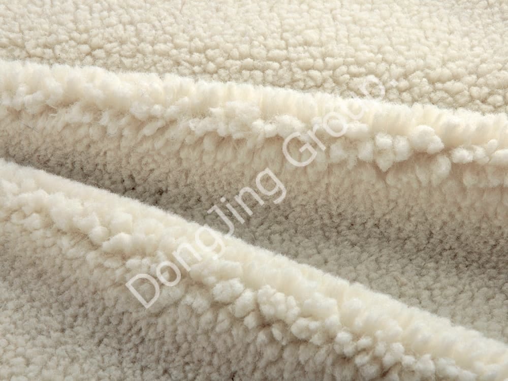 DS0003-White الأسطوانة المعاد تدويرها faux fur fabric