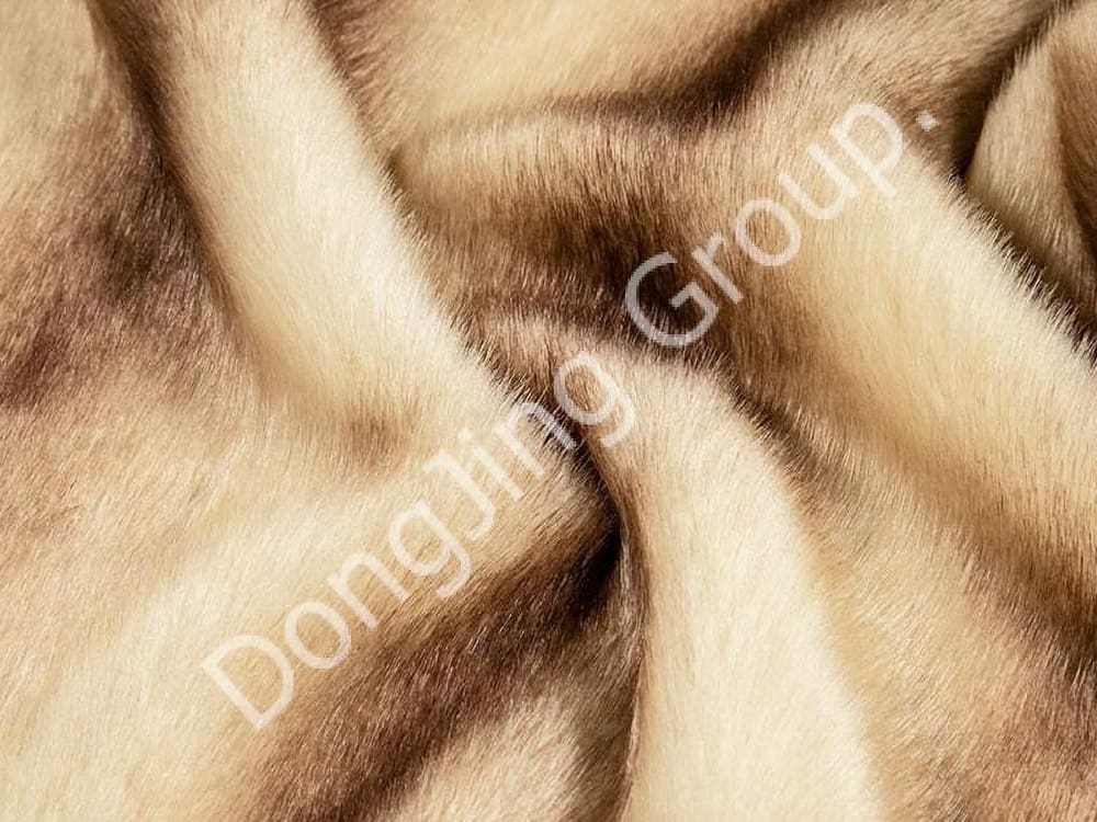 8HP0522-بيج مطبوع مينك faux fur fabric