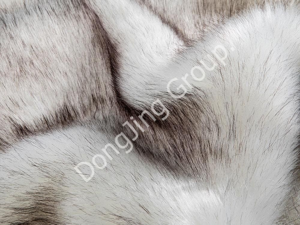 9P2531- فرو الثعلب الأبيض faux fur fabric